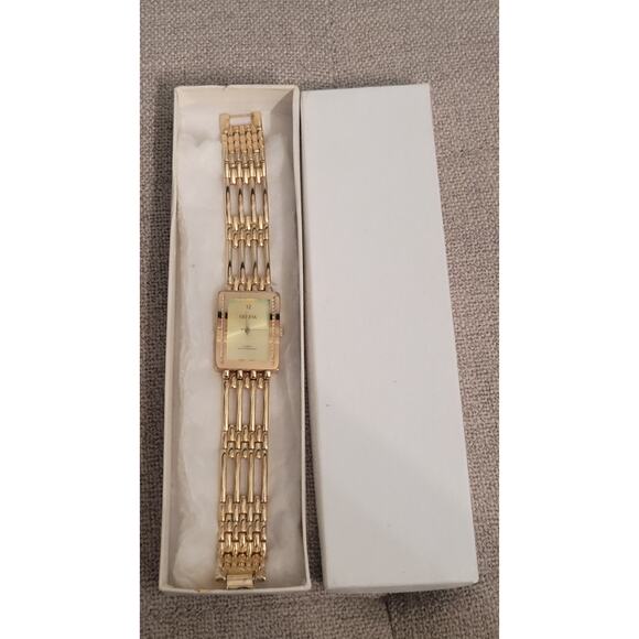Vintage Geneva Women’s Gold Tone Quartz Dress Watch Rectangular Face Japan... - Picture 5 of 5